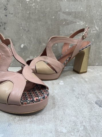SANDALIA NUDE PLATAFORMA