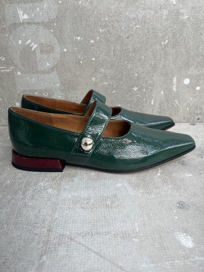 14P02 CHIE MIHARA GARNE