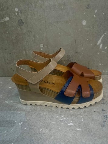 SANDALIA COMFORT CUÑA COMBINADA