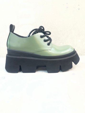 54R02 UNITED NUDE STOMPER DERBY COMBAT