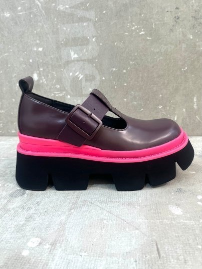 54R03 UNITED NUDE STOMPER MJ CHERRY MIX