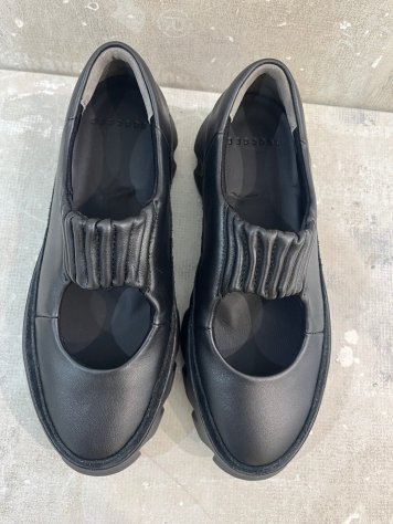 53R03 TURA OYA BLACK 4CCCCES