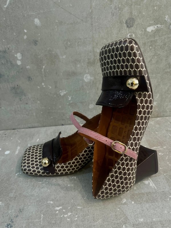 14R01 CHIE MIHARA SWECA