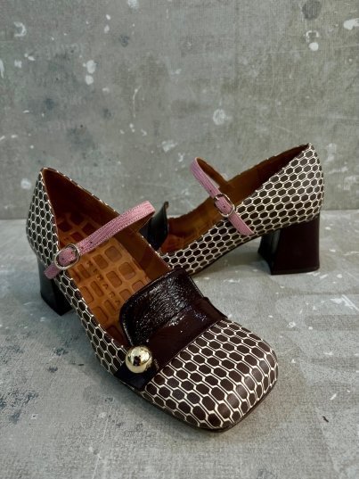 14R01 CHIE MIHARA SWECA