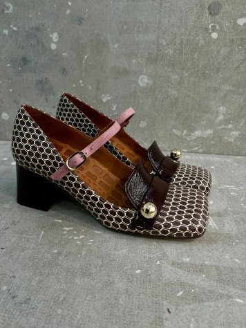 14R01 CHIE MIHARA SWECA