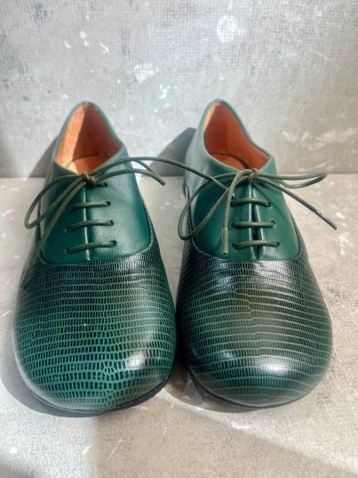 ZAPATO VERDE CORDÓN