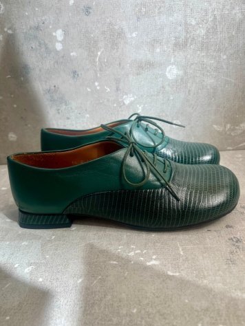 ZAPATO VERDE CORDÓN