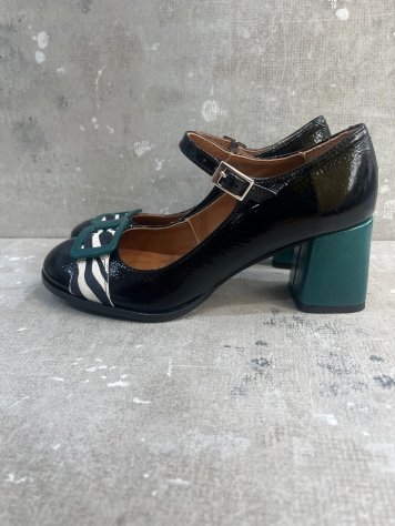 ZAPATO CHAROL NEGRO TURQUESA