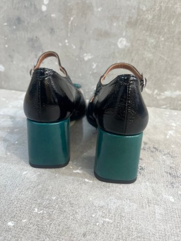 ZAPATO CHAROL NEGRO TURQUESA