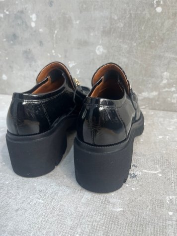 MOCASÍN CHAROL ADORNO STRASS