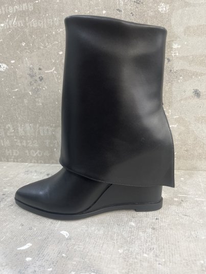 Bota cuña polaina piel negro